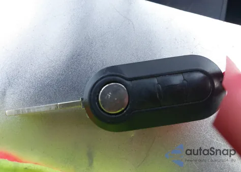 2017 Fiat 500 Battery Electric из США, поврежденный, VIN 3C3CFFGEXHT530091